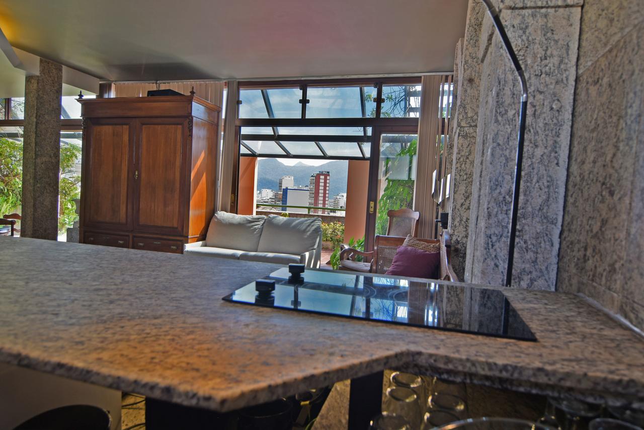 Ipanema's Beautiful Penthouse Apartment *